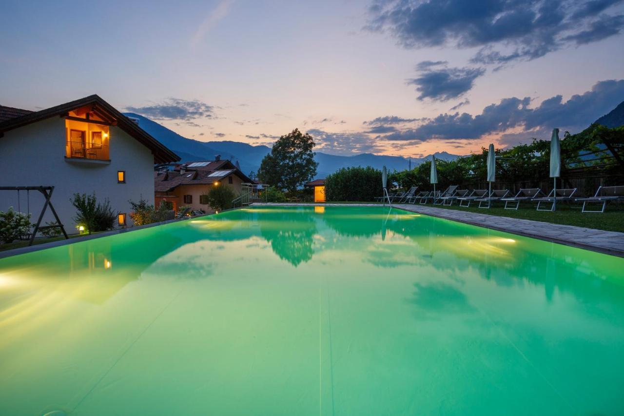 Hotel Neuhausmuehle Vilpiano Екстериор снимка